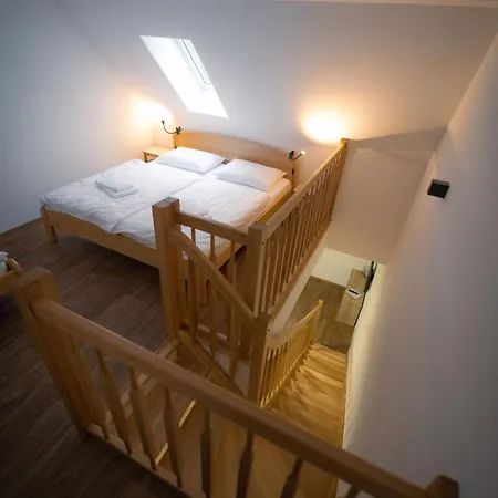 Ξενοδοχείο με διαμερίσματα Na Hande